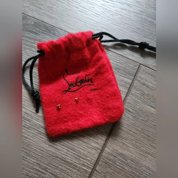 Authentic Louboutin Barretta Spike Mesh Pump with box and dust bag - Picture 3 of 15